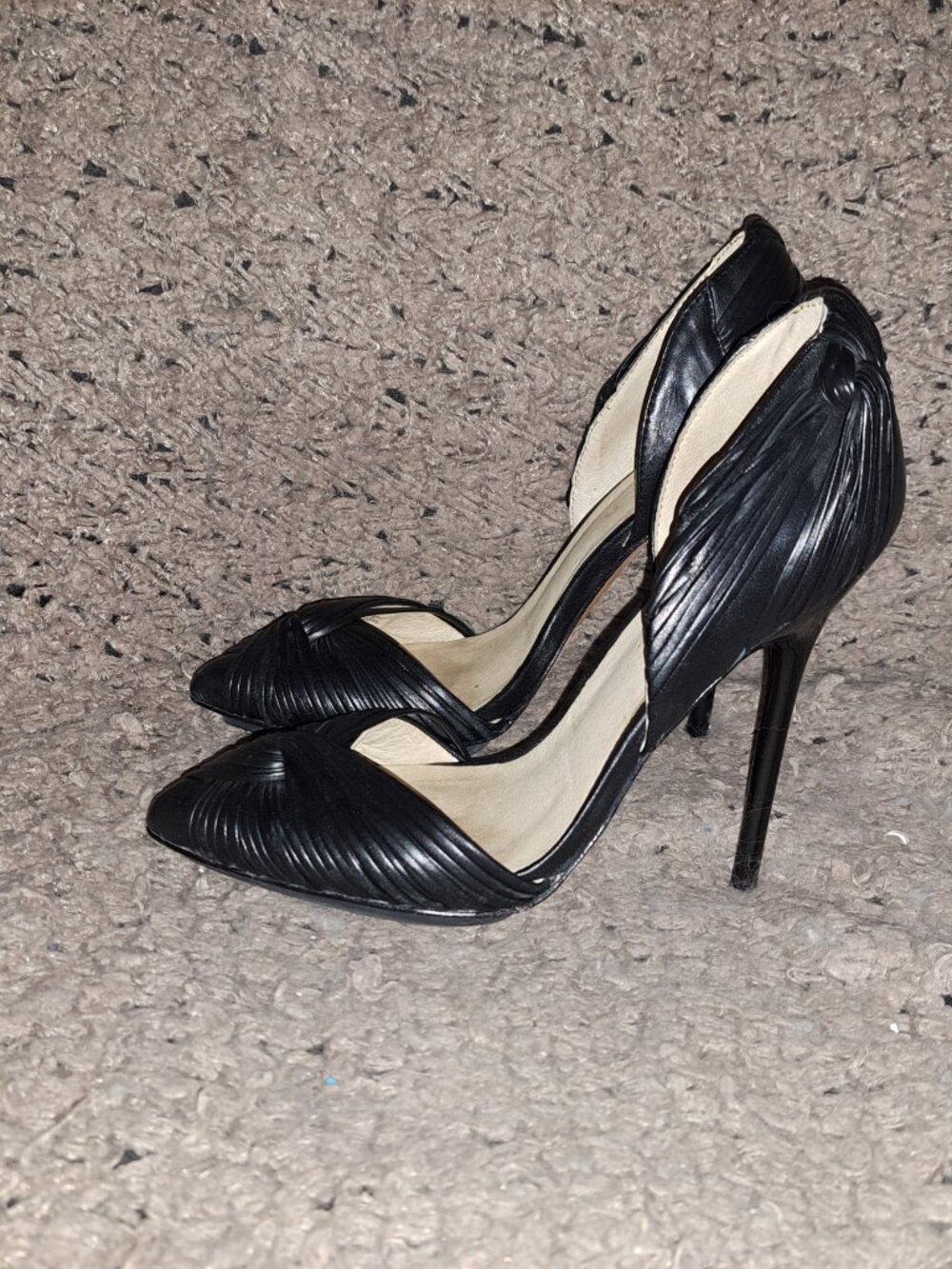 L.A.M.B.-Warner-D'orsay Black Stiletto-Leather Twist Knots-Sz 5.5-Near Mint - Picture 2 of 8